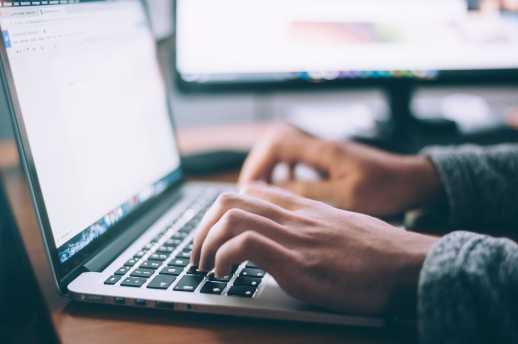 Gwen Communication 59 - création de site internet sans abonnement- optimisation de votre site - référencement naturel - community management - Le Quesnoy et ses environs